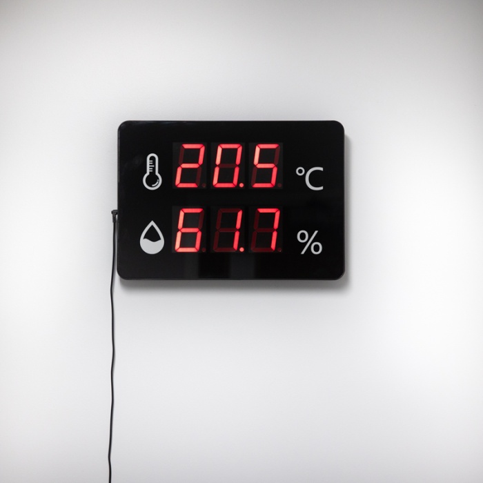 825-884 - WM40 Wall Mounted Thermometer & Hygrometer