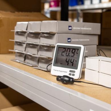 810-140 Therma-Hygrometer
