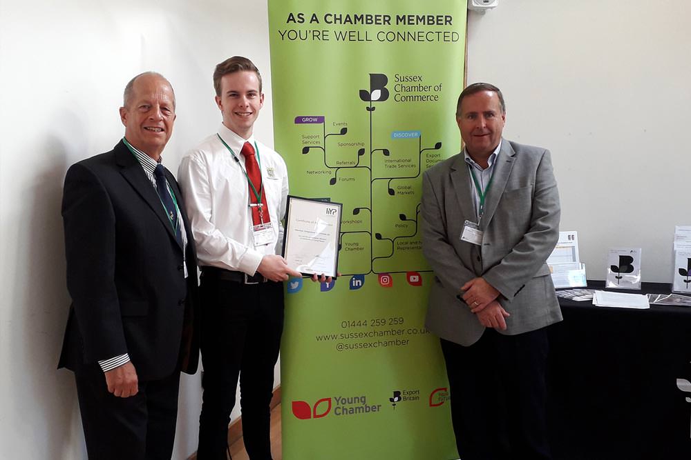 ETI Achieves The Investment In Young People Award