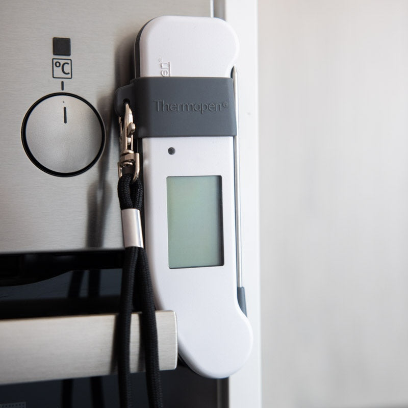 Thermapen Magnetic Band with Lanyard