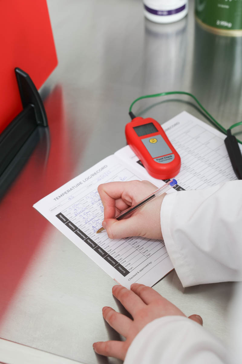 Checking internal temperature of bread out the oven using Thermopen ONE in white